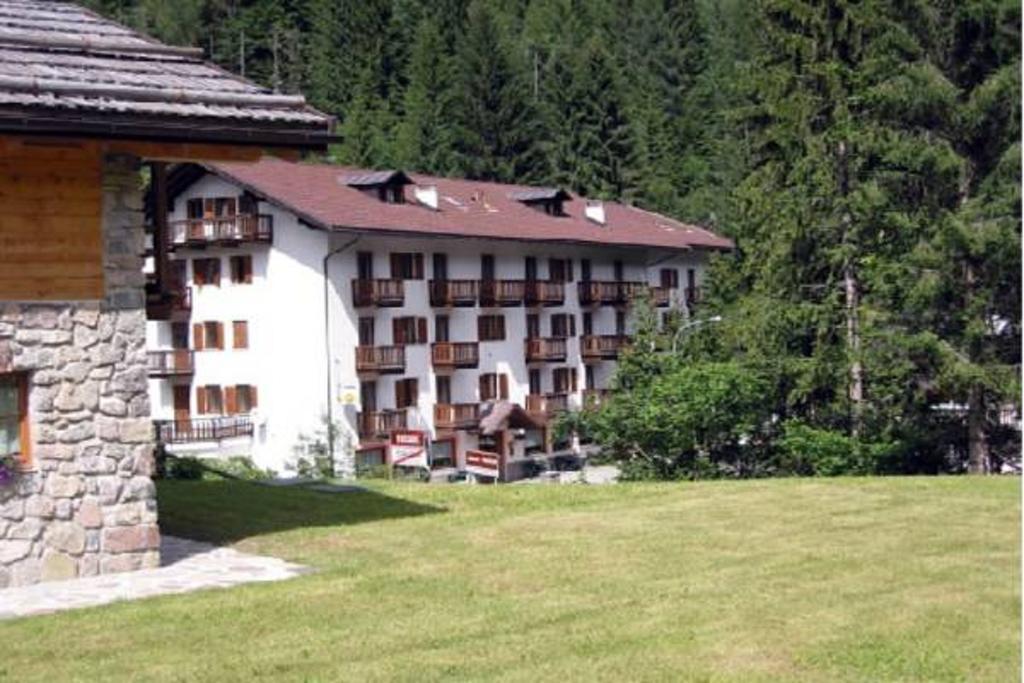 Casa Alpina Sant'Apollinare Ξενοδοχείο Falcade Εξωτερικό φωτογραφία